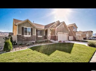 4924 E Broken Arrow Ln, Eagle Mountain, UT 84005