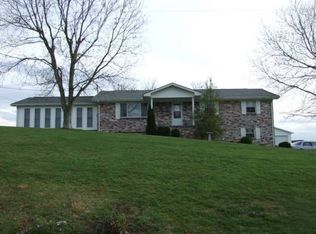 919 Long Town Rd, Bulls Gap, TN 37711