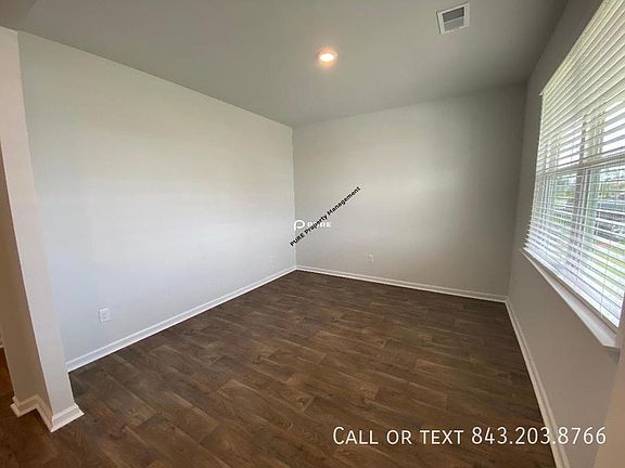 4th image of 154 Oakwood Dr