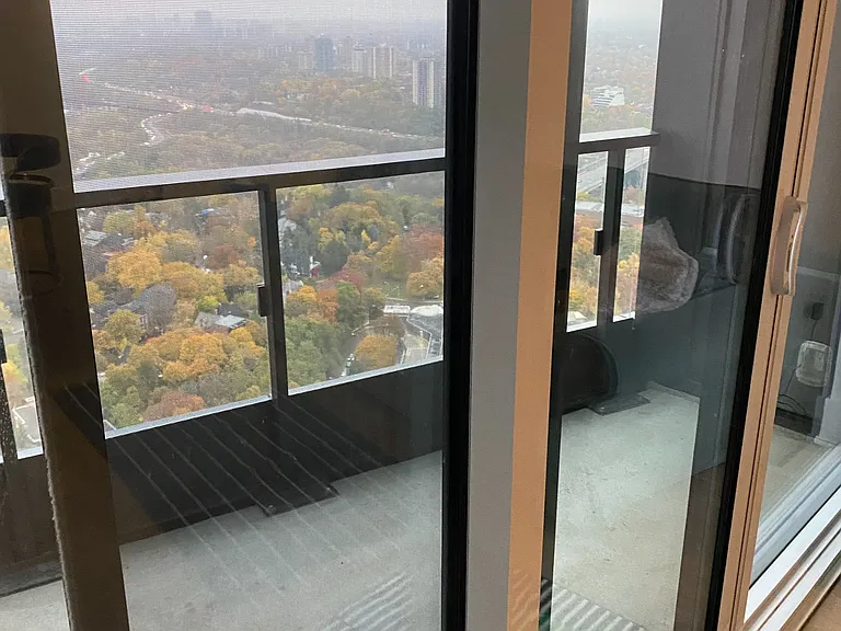 585 Bloor St E #4215 — Photo 6