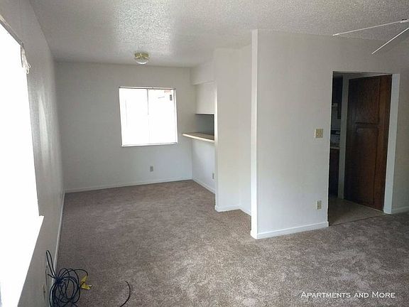 3rd image of 1021 Chestnut St APT D13