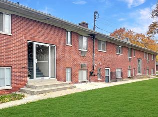2835 S Burdick St APT B, Kalamazoo, MI 49001