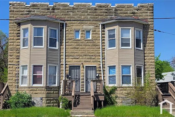 2 bed, 1200 sqft, $900 — Photo 1