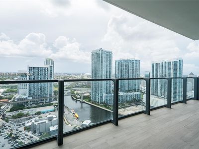 68 SE 6th St UNIT 2510, Miami, FL, 33130