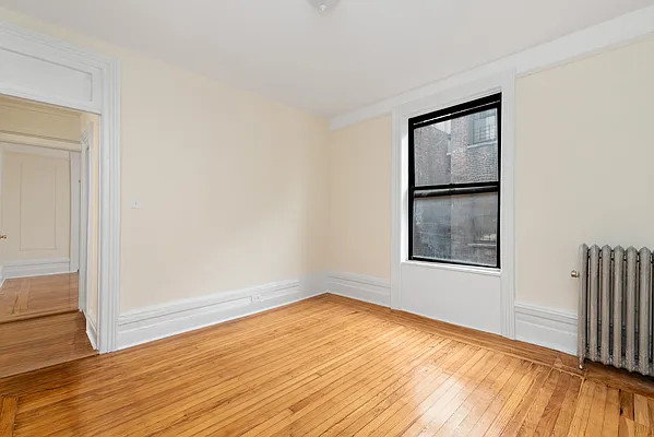 Rented by Citi Luxe Realty, LLC | media 16