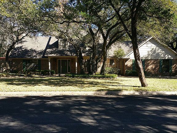 2nd image of 1625 Cherry Creek Dr