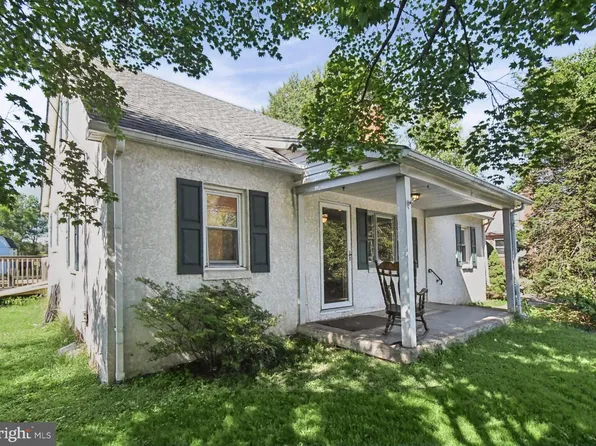 61 N Township Line Rd, Limerick, PA 19468