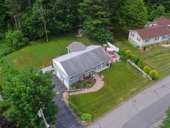 3rd image of 122 Leo Dr