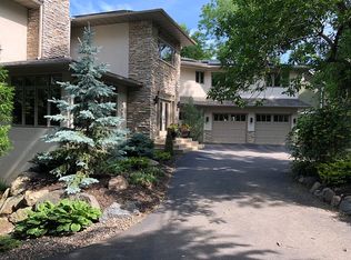 5100 Manor Rd, Greenwood, MN 55331