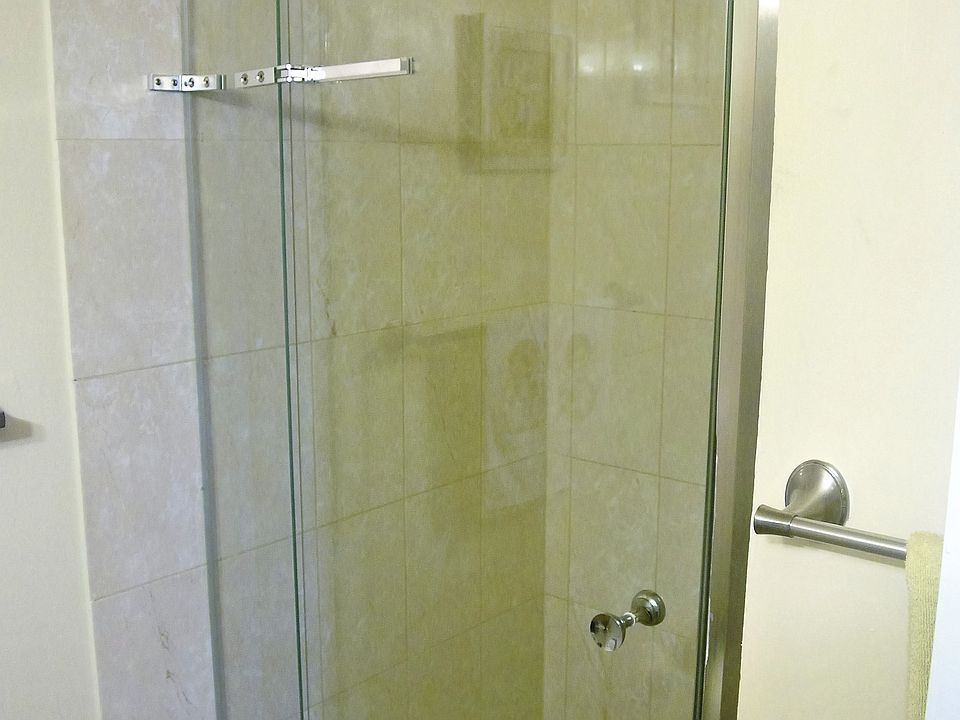 1st image of 20252 NE 34th Ct #43
