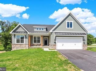 109 Onyx Dr #38, Hanover, PA 17331