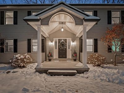 8301 Hyne Rd, Brighton, MI, 48114