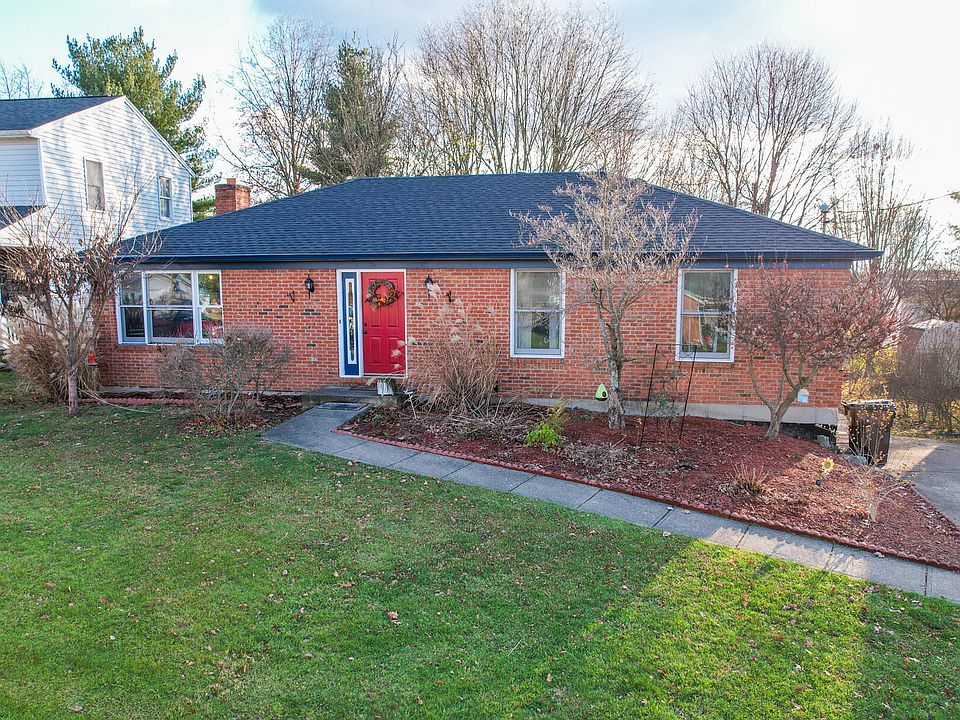 1st image of 49 W Cobblestone Ct