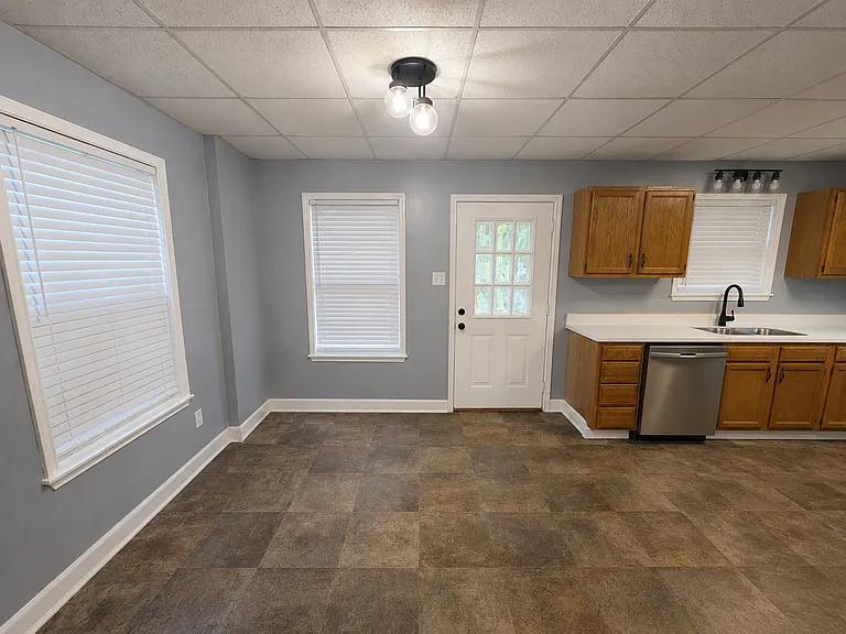 143 Roadrunner Ln — Photo 4