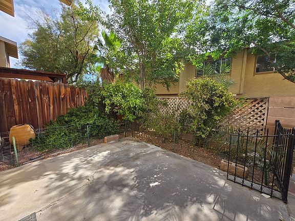 3rd image of 6425 Big Pine Way