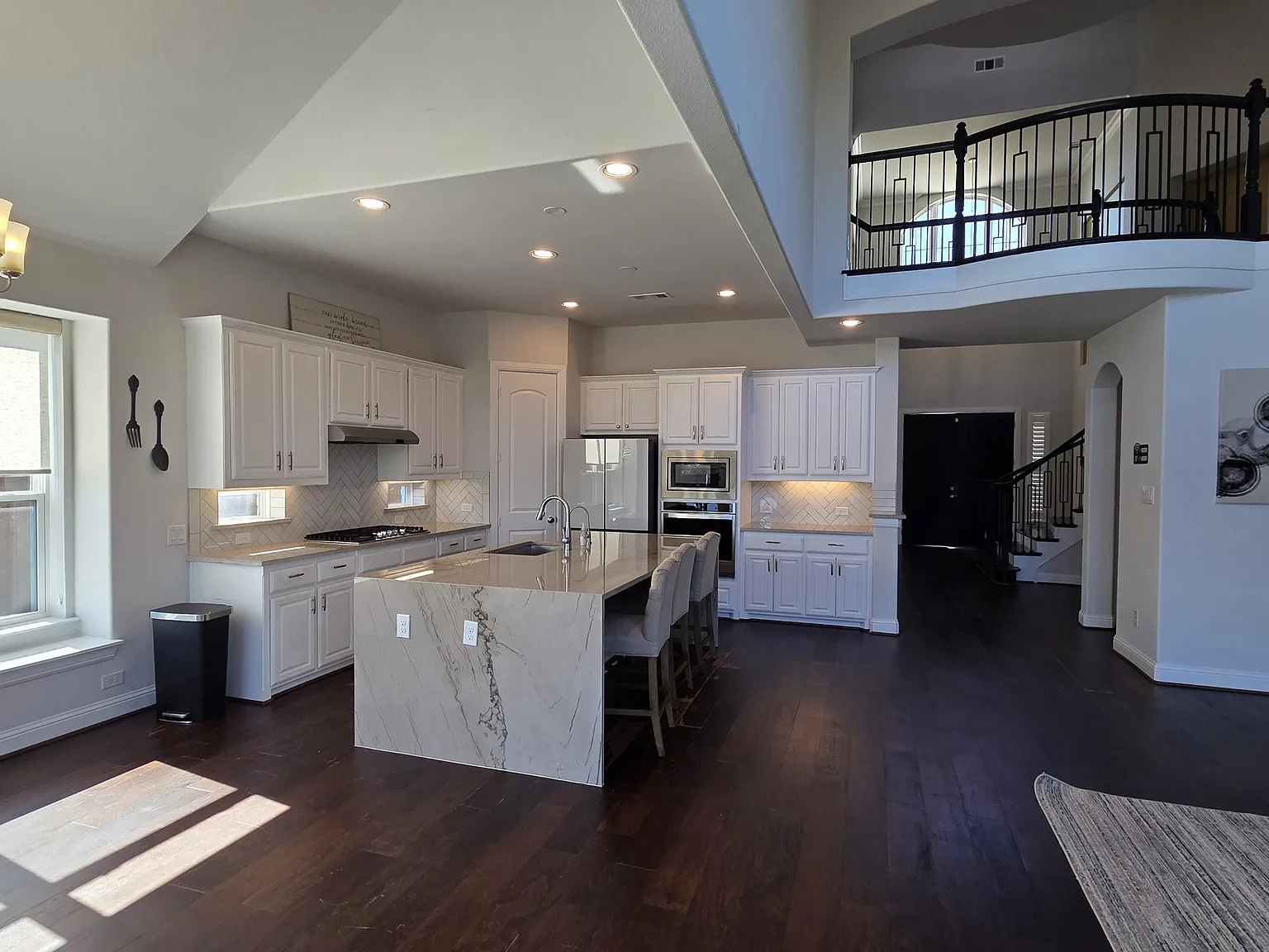 1112 Maverick Drive - 1 — Photo 3