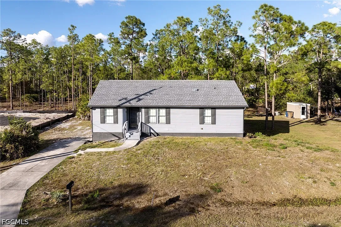 3 bed, 2.0 bath, 1380 sqft, $1,600 — Photo 3