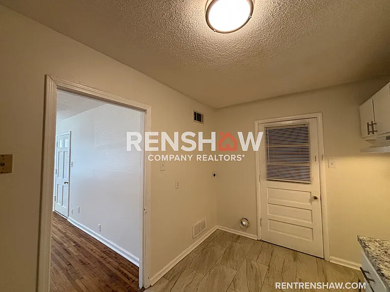 3634 McDuff Ave — Photo 5