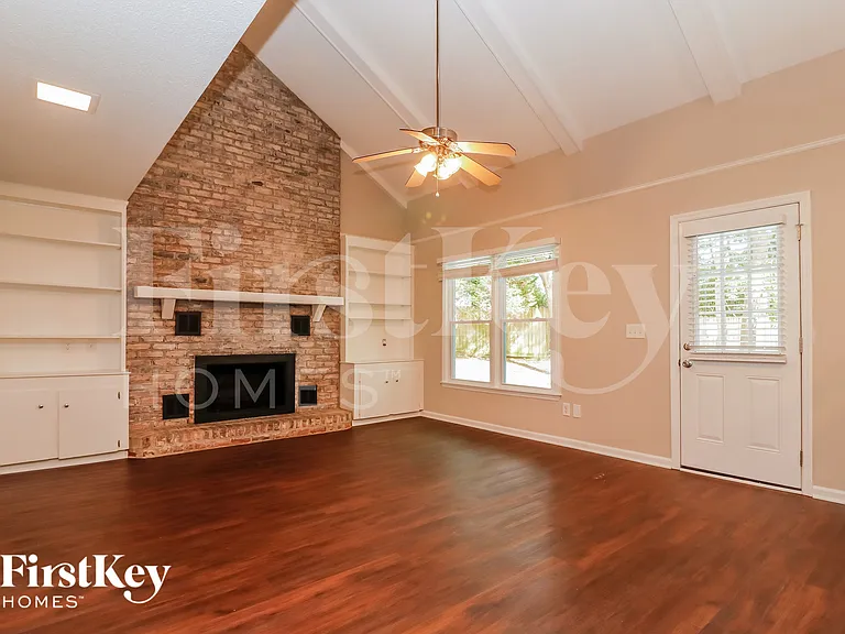 104 Beaumont Ct — Photo 8