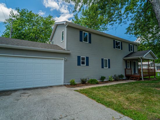 8605 W 139th Ct, Cedar Lake, IN 46303