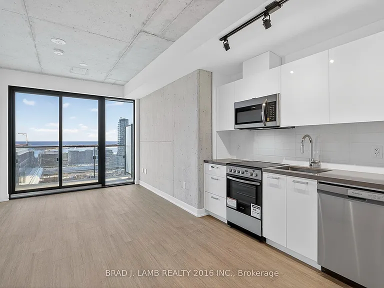 284 King St E #2503 — Photo 3