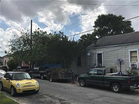 4th image of 3100 Saint Ann St