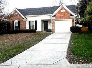8306 Rocester Dr, Charlotte, NC 28215