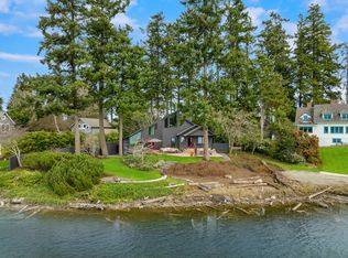 6431 Wing Point Rd NE, Bainbridge Island, WA 98110