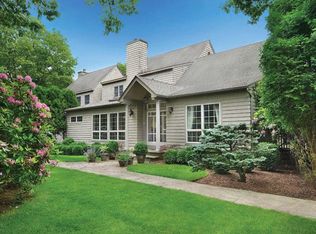 (Undisclosed Address), East Hampton, NY 11937