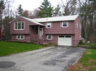 24 Old Coach Rd, Salem, NH 03079