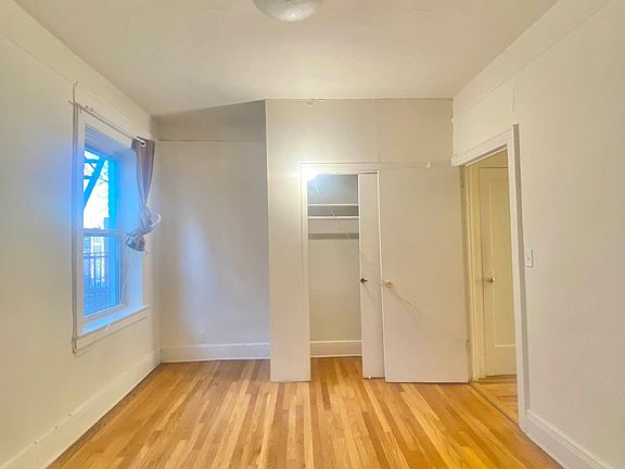 5th image of 4534 47th St APT 4C