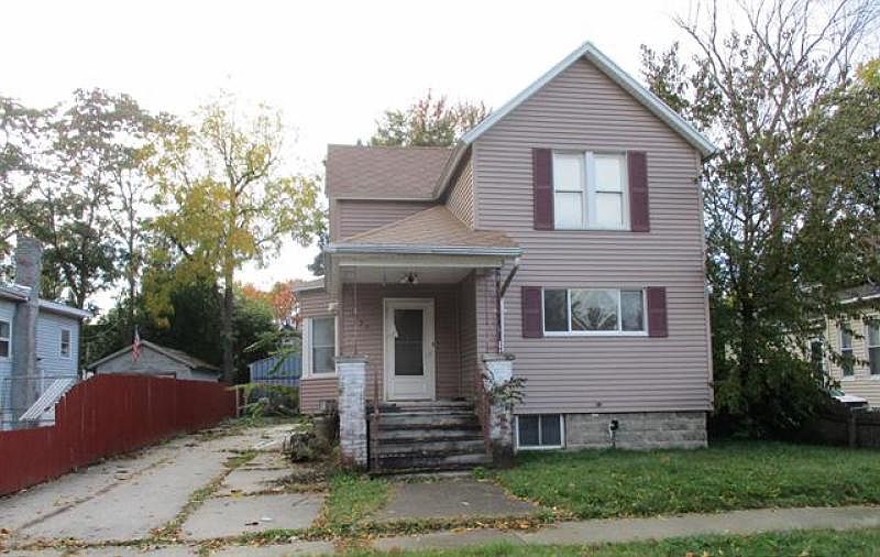 1st image of 1504 McCormick St