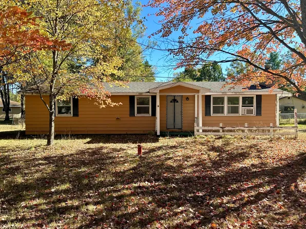 6315 Old Lake Rd, Grayling, MI 49738