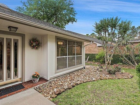 2nd image of 3419 Valley Gardens Dr