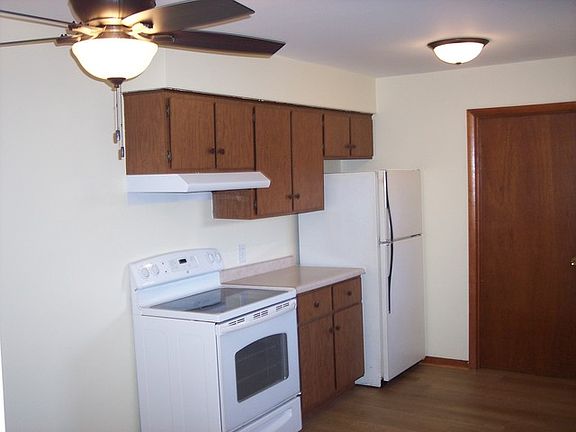 4th image of 1113 Lillian Ln #1113