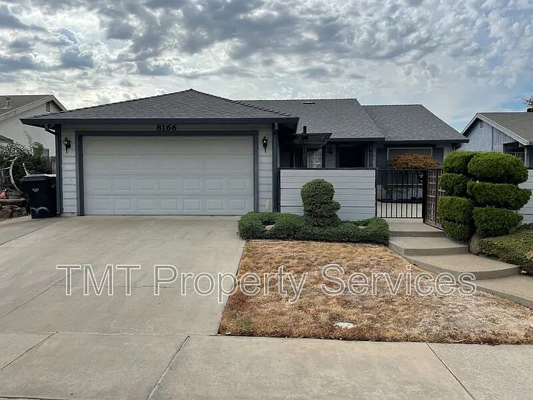 8166 Morgan Hill Way — Photo 3