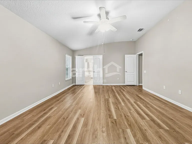 7330 Crescent Palm Dr — Photo 9
