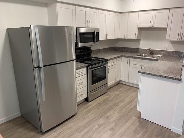 2nd image of 1713 SE 9th St APT 106