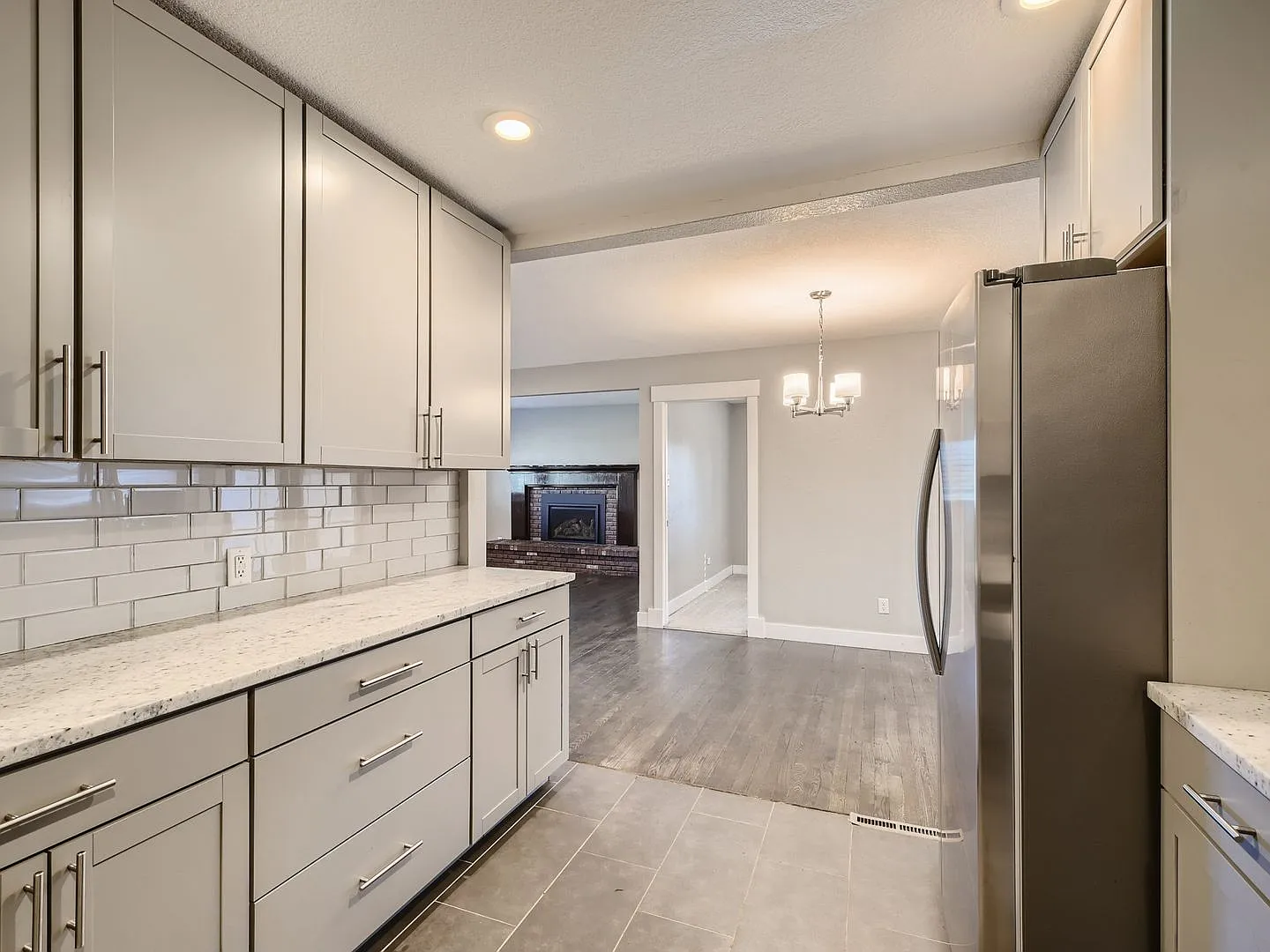 Evolve Real Estate: Available 10/1/2026 Charmng Mid Century 4 Bed Home In Mar Lee Manor! — Photo 4