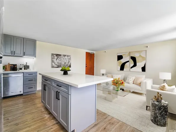 1060 Kamehameha Hwy APT 1506A, Pearl City, HI 96782