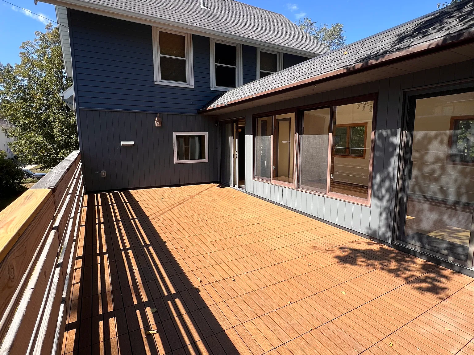 3 bed, 1.5 bath, 1464 sqft, $2,195 — Photo 3