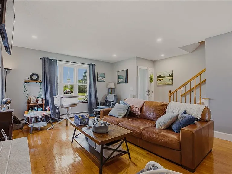 223 Oliphant Ln #A — Photo 15