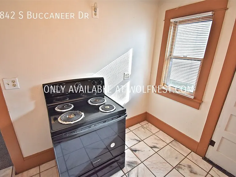 2842 S Buccaneer Dr — Photo 10