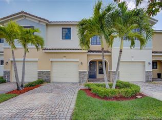 364 NE 194th Ter #364, Miami, FL 33179