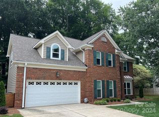 9425 Olivia Ln, Charlotte, NC 28277