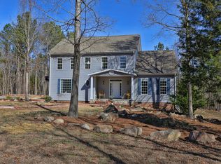 137 Henry Ct, Chapel Hill, NC 27516