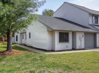 26 Lexington Cir, Matawan, NJ 07747