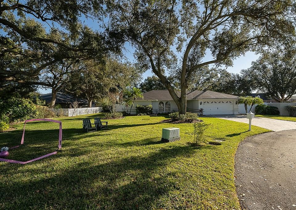 1st image of 1484 SHOREWOOD COURT