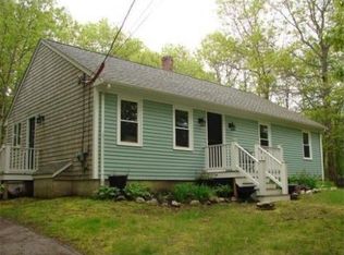 37 Stoney Hollow Rd, Tiverton, RI 02878