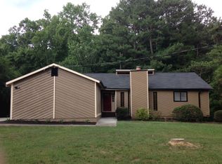 764 Hickory Ridge Rd, Lilburn, GA 30047